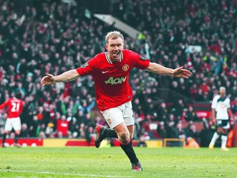 Solskjaer hoàn thiện "đòn đánh độc", gợi nhớ về Sir Alex và Paul Scholes