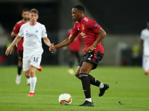 Scholes: "Cậu ấy là không thể đối phó được"