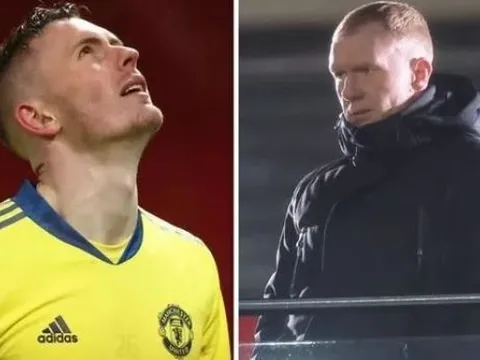 Scholes chỉ trích Henderson, khẳng định Milan xứng đáng giành chiến thắng