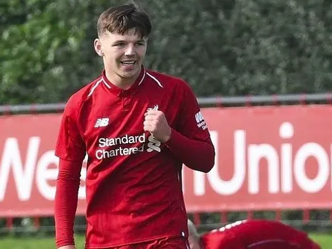 Lộ mức giá La Viola hỏi mua em họ Gerrard