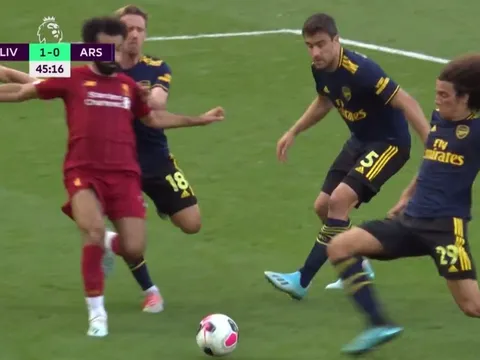 Đây! Hình ảnh ấn tượng nhất của Salah trong trận thắng Arsenal