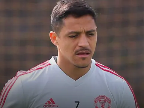XONG! HLV Solskjaer xác nhận, "bom tấn" thảm họa rời Man Utd