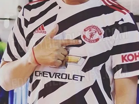 Man Utd rò rỉ áo đấu thứ 3... xấu thậm tệ
