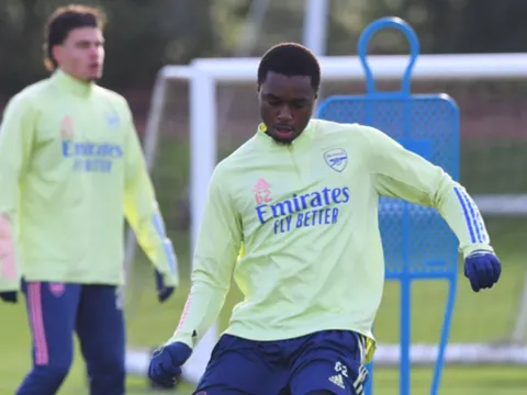 XONG! Chưa ra mắt, tân binh đã sớm có mặt ở Arsenal