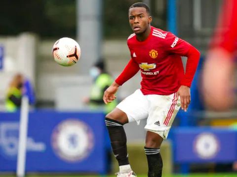 CHÍNH THỨC! Rất nhanh chóng, Man Utd chia tay cái tên đầu tiên