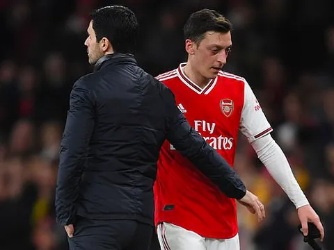 XONG! Đối tác xác nhận, Ozil coi như chia tay Arsenal tới bến đỗ mới
