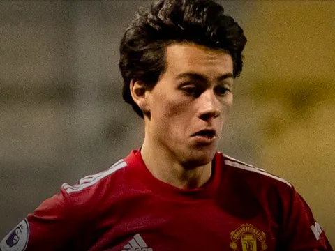 CHÍNH THỨC! Chưa kịp ra mắt, tân binh Man Utd liền rời OTF