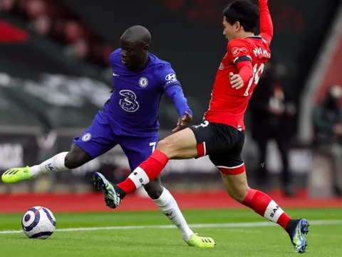 N’Golo Kante chứng minh vì sao anh vẫn là "máy quét" hàng đầu Premier League