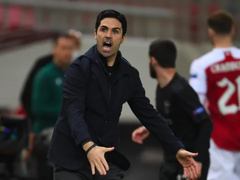 Vì sao Arsenal buộc phải vô địch Europa League?