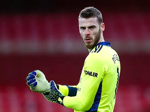 "Gã khổng lồ" ra tay giải cứu De Gea khỏi OTF