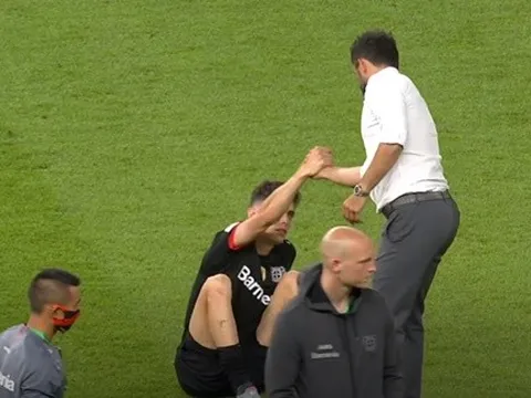 Sếp lớn Bayern thực hiện một động thái, báo hiệu việc Bayern nổ "bom tấn"?