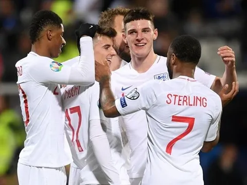 'Siêu đội hình' cho ĐT Anh ở EURO 2020: Shaw trở lại; Không có Sancho