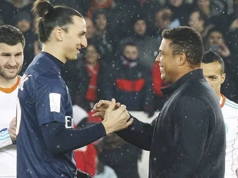 'Siêu đội hình' chưa từng vô địch C1: 'King Zlatan' sát cánh với thần tượng