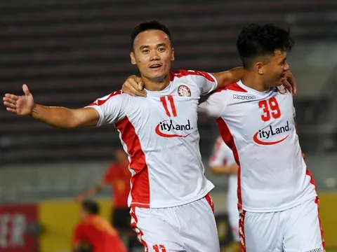 Siêu dự bị Xuân Nam hay cỡ nào mà “chiếm sóng” của Công Phượng?