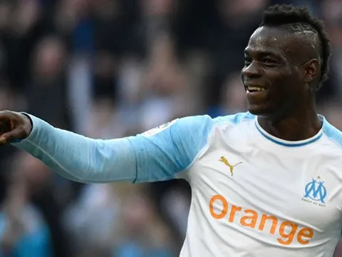 'Siêu quậy' nước Ý chính thức thất nghiệp