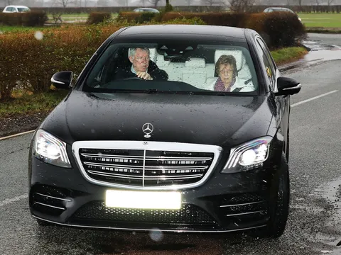 Sir Alex có mặt, lên lớp Man Utd tránh một thảm họa nữa xảy ra