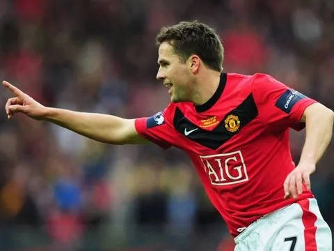 Sir Alex 'hủy diệt' Liverpool, Owen lên tiếng bênh vực gây sốc