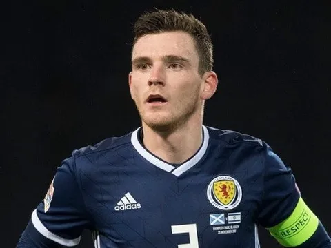 Hứng trọn cơn thịnh nộ, thủ quân Scotland đáp lời chân thành