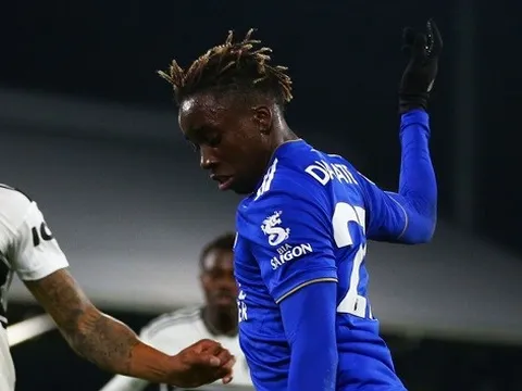 Đã có thỏa thuận, ''người thừa'' Leicester vẫn phải chờ được ra đi