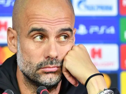 Pep Guardiola sẽ làm những gì với 1 trung vệ?