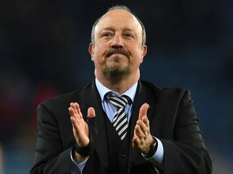 Đến Trung Quốc, Benitez ngay lập tức buông lời cực phũ với Newcastle
