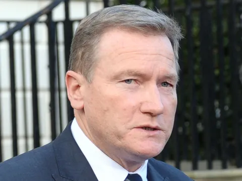 Mùa giải có thể bị hủy bỏ vì viễn cảnh đá sân trung lập