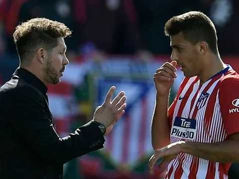 "Man City mua Rodri có thể ảnh hưởng tới khả năng phát triển của cậu ấy"