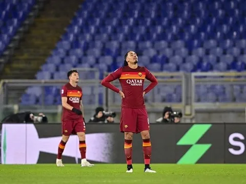 Smaldini "tấu hài cực mạnh" khiến Roma nhận thất bại kinh hoàng