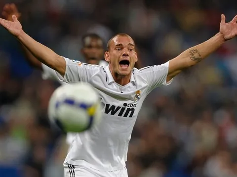 Sneijder: “Thái độ của tôi không xứng đáng với Real Madrid”