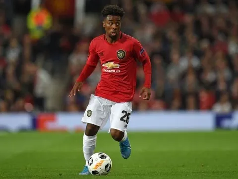Sợ "Gã khổng lồ" cuỗm mất số 10, Man Utd lo ký HĐ mới
