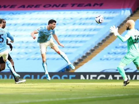Sở hữu 2 quái vật khủng, Man City thật không thể ngăn cản