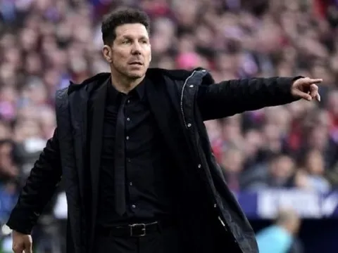 Sở hữu "phù thuỷ" nước Anh, Atletico quyết chiến Real, Barca đến cùng!