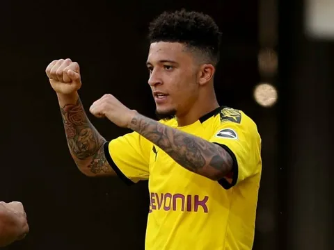 Sợ mất Sancho, Man United đưa 2 ngôi sao của Bayern và Juventus vào tầm ngắm