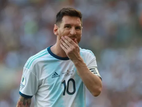 SỐC! Đại diện bóp nát mộng 'bom tấn' 112 triệu, xúi Messi rời Barca