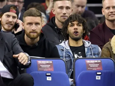 SỐC! Emery tàn nhẫn: "2 cầu thủ đó phải rời Arsenal"