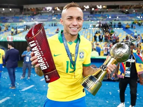 NÓNG! Lộ động thái mới nhất, Everton Soares khiến Arsenal 'bấn loạn'