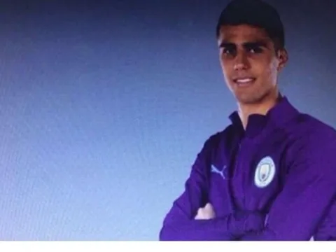 SỐC! Man City để lộ ảnh ra mắt của 'bom tấn' đắt nhất CLB?