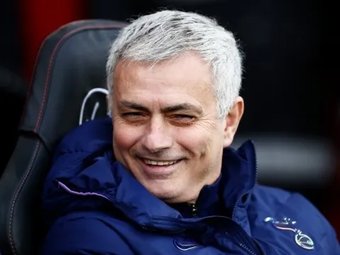 SỐC! Mourinho chọn "nhược tiểu", loại M.U khỏi Top 4 Premier League