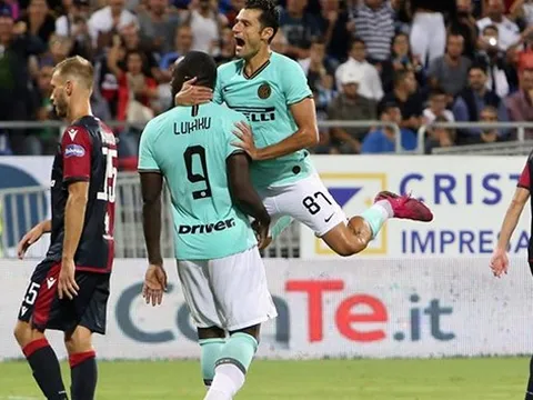 SỐC! Ultras Inter Milan bảo vệ đối thủ sau vụ phân biệt chủng tộc Lukaku