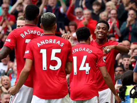 SỐC! Tới bến đỗ không ngờ, "phù thủy" sắp rời Man Utd?