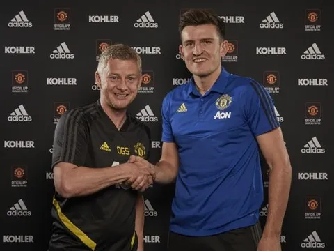 Solskjaer cân nhắc trao băng đội trưởng Man Utd cho Maguire