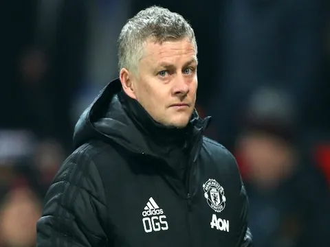 Solskjaer định đoạt xong tương lai của Phil Jones và Lingard