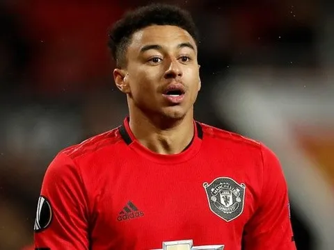Solskjaer loại 1 người, NHM Man Utd mừng như trẩy hội