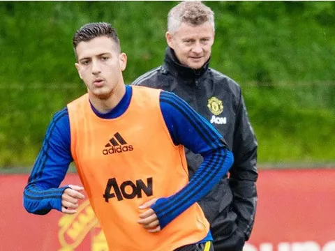 Solskjaer ủ mưu, định "tiễn" tàn dư của Mourinho ở Man Utd?