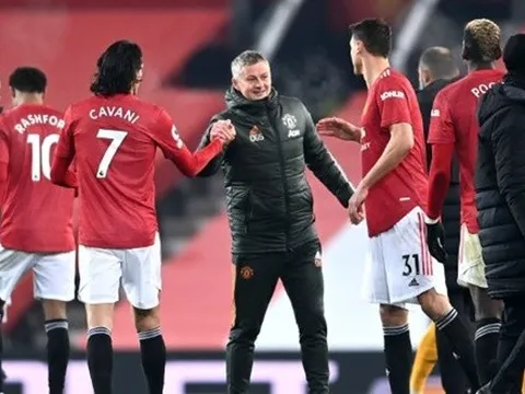 Martial sa sút, Ole đã tìm ra tiền đạo đẳng cấp thay thế