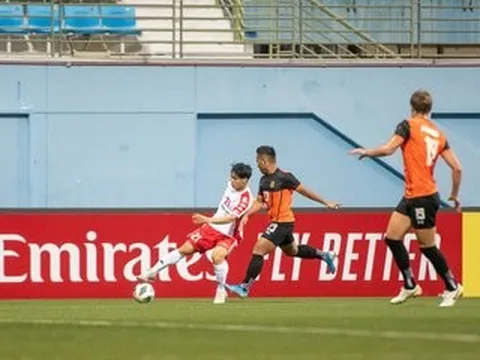 Song sát Công Phượng – Balde tỏa sáng, TP.HCM chiếm ngôi đầu bảng F