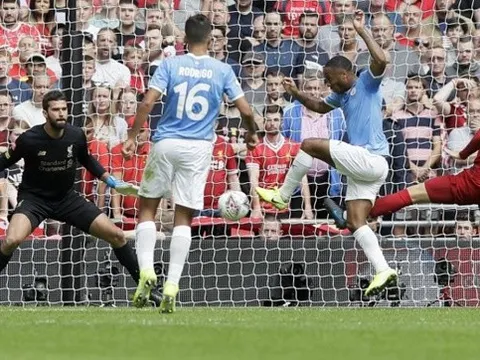 Tranh cãi! Alisson Becker đã mắc lỗi ở bàn thua của Liverpool?