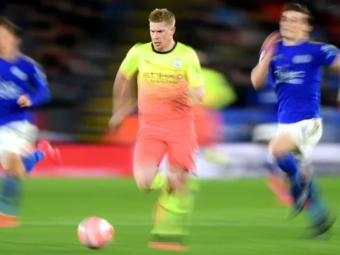 2 tình huống giúp Man City thoát thua tại King Power