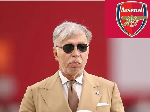 Stan Kroenke, "kẻ độc tài" keo kiệt của Arsenal