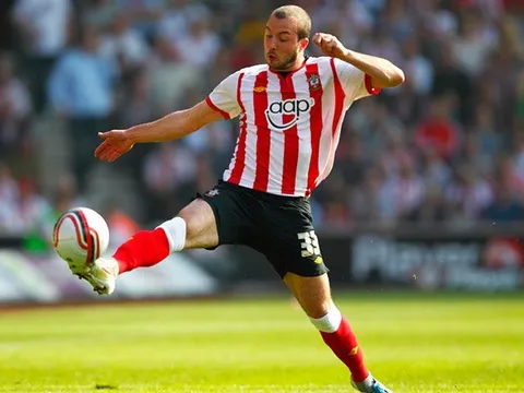 Sint-Truidense lại tậu cựu tiền đạo Southampton, Công Phượng "hết cửa" ra sân